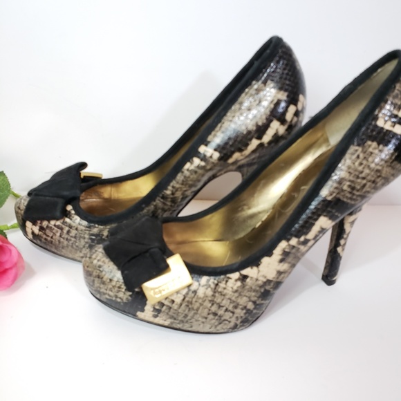 Guess Leather Snakeskin Heels w/ Bow, 8 - Picture 2 of 8